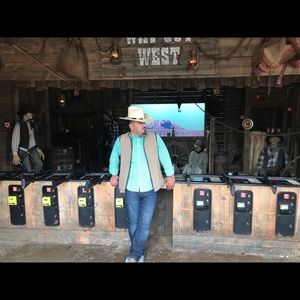 Meet your Posher, Hayder